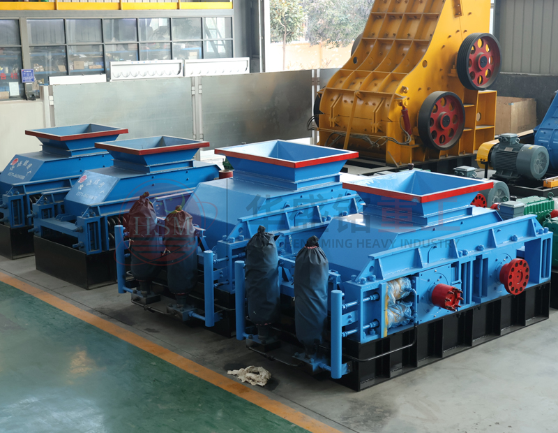 小型砂廠的時產(chǎn)20噸對輥制砂機多少錢？